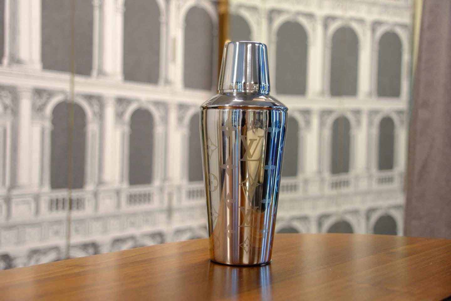 LOUIS VUITTON SHAKER COKTAIL SILVER MONOGRAM