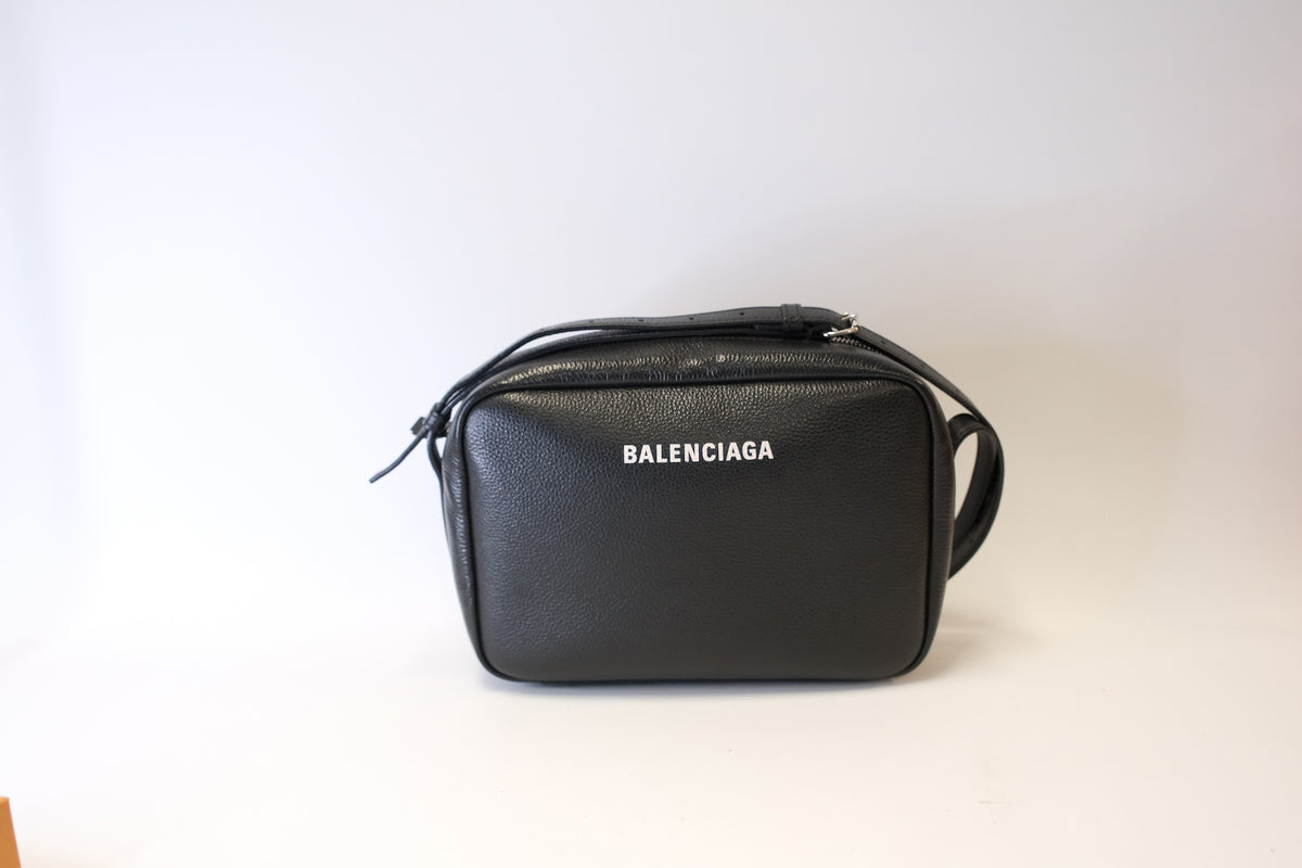 BALENCIAGA CAMERA BLACK BAG