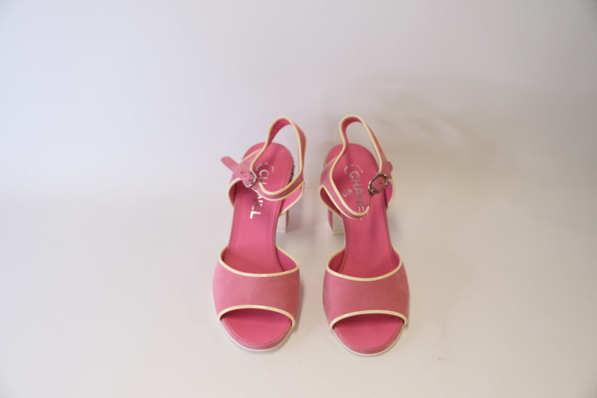 CHANEL PINK SUEDE PUMP SIZE 37