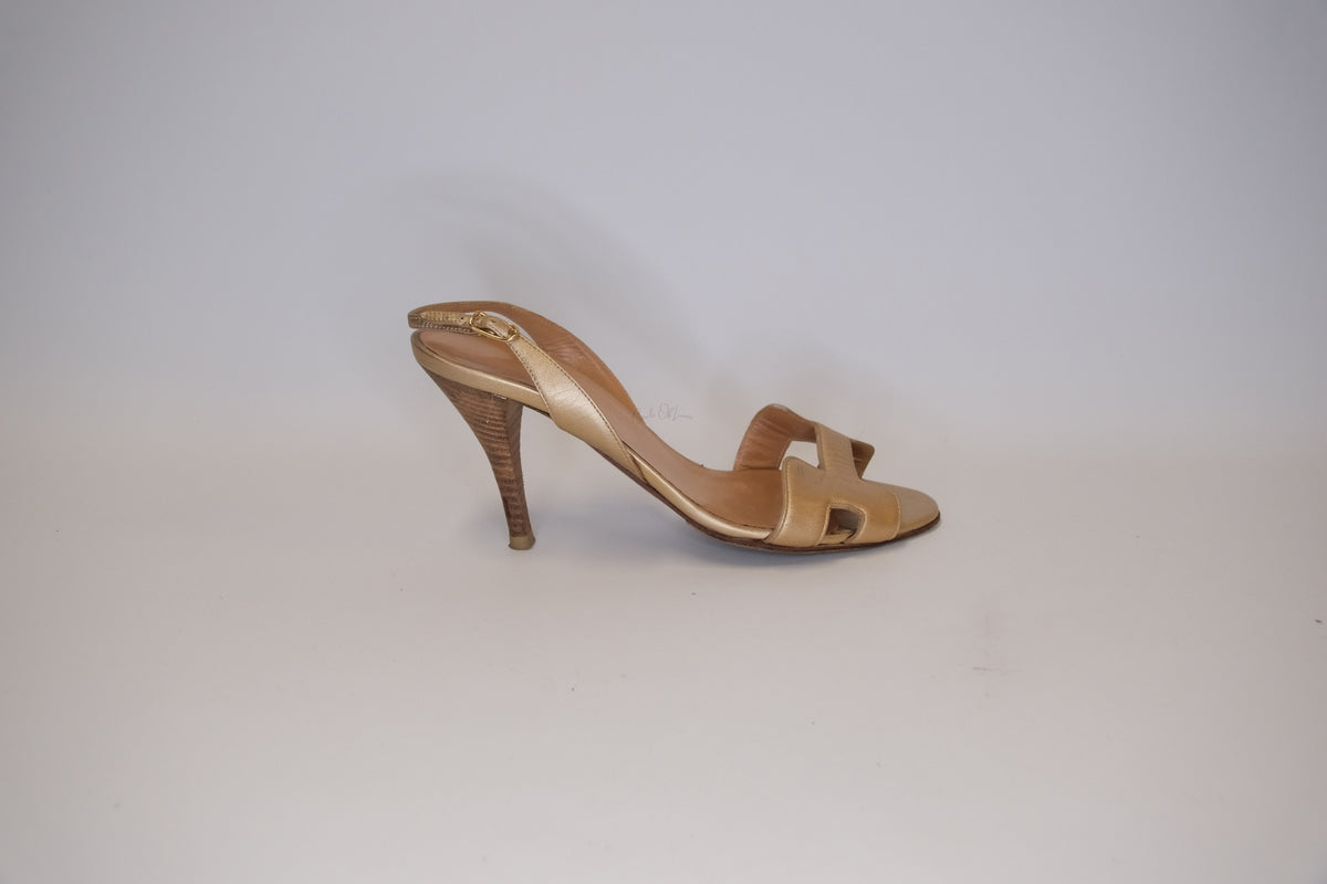 HERMES NIGHT SLINGBACK SANDAL METTALIC  GOLD LEATHER  SIZE 37
