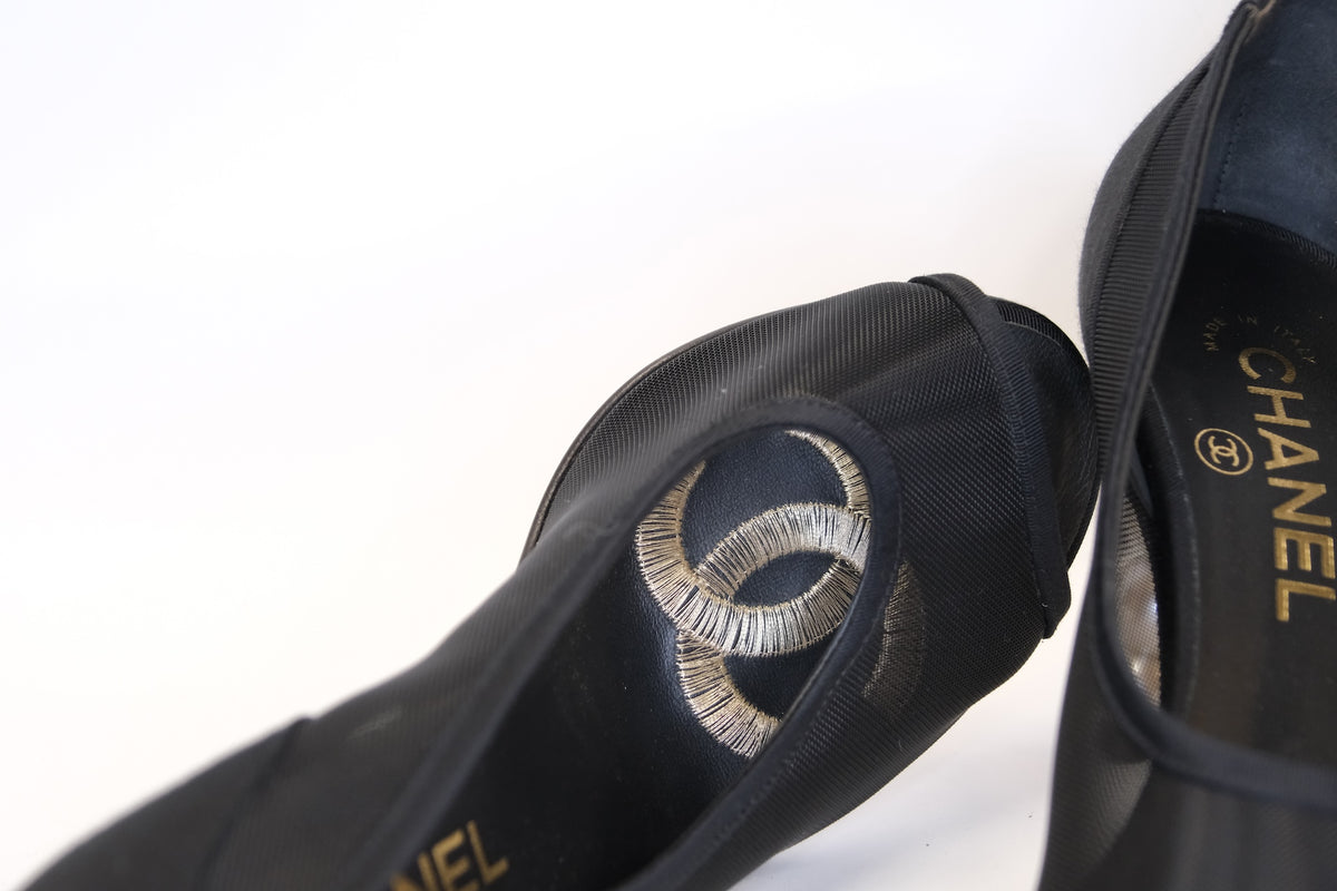 CHANEL MESH POINT HEEL  PEARL  SIZE 37
