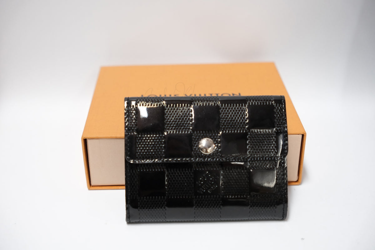 LOUIS VUITTON PATTERN MINI WALLET BLACK