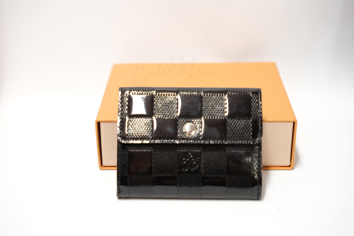 LOUIS VUITTON PATTERN MINI WALLET BLACK