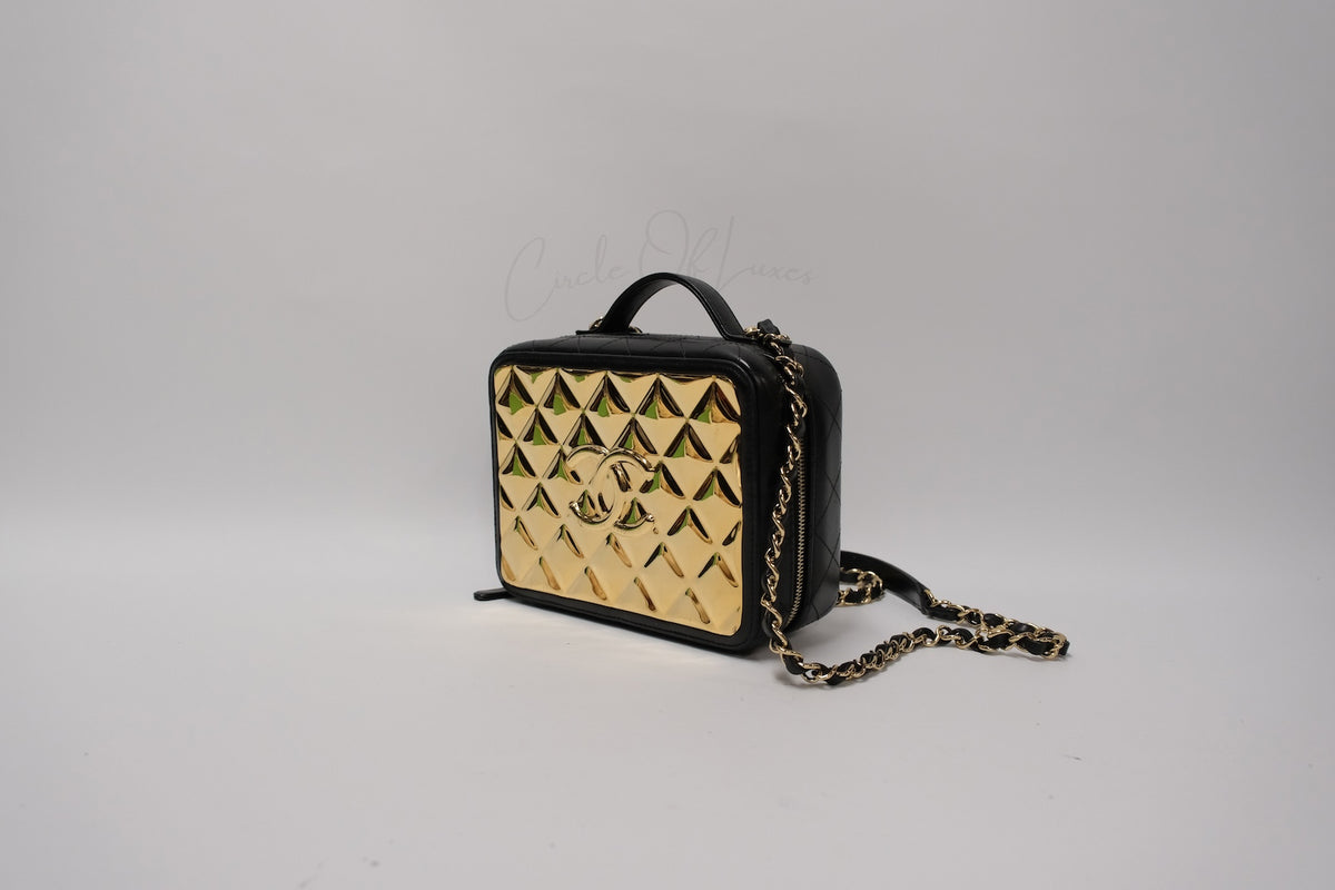 CHANEL GOLDEN PLATE VANITY CASE