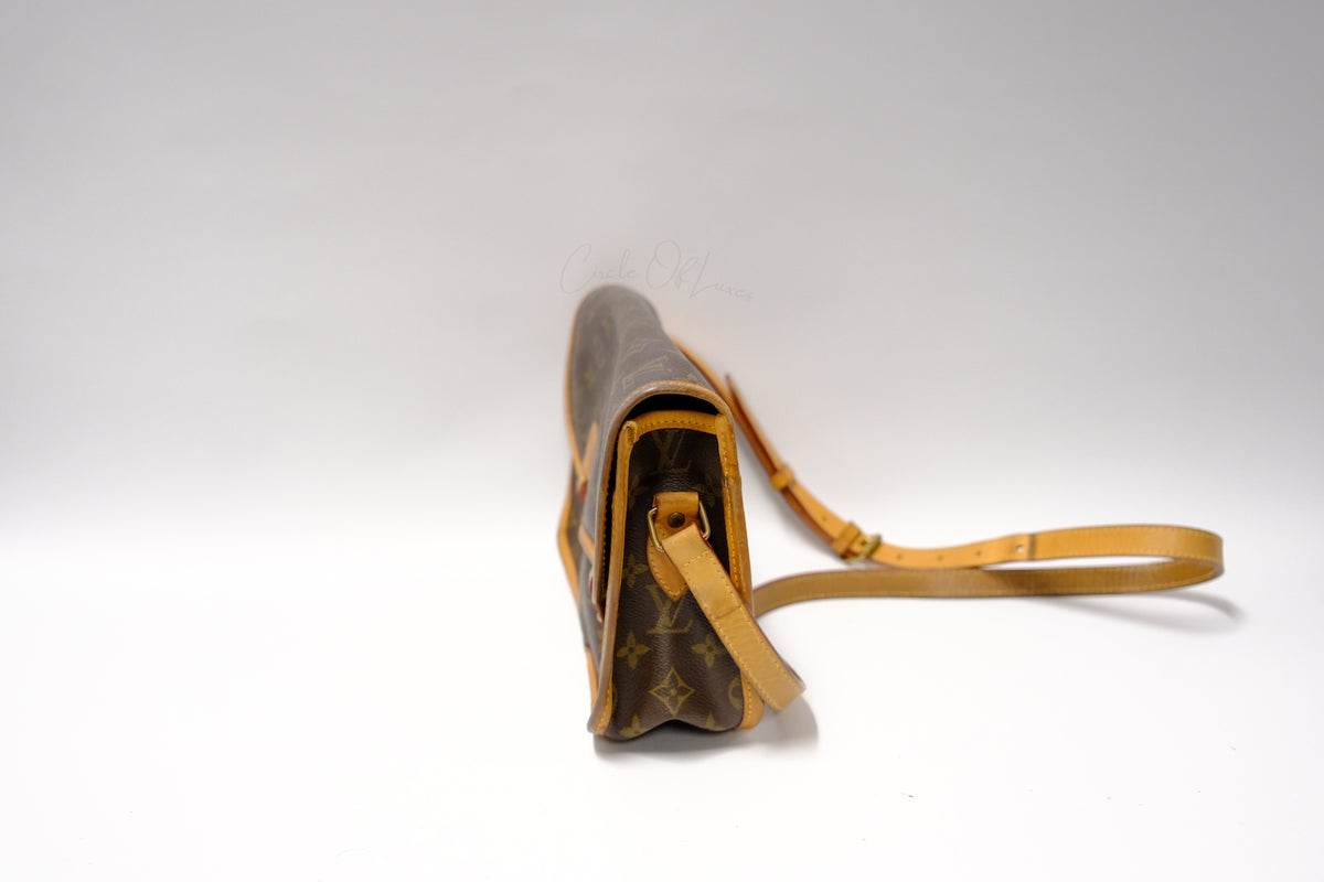Louis Vuitton Vintage Monogram Gibeciere MM Shoulder Bag